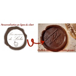 Personnalisation en ligne de votre tampon à marquer le chocolat, notre graveur ajustera votre gravure