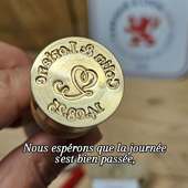 Vous êtes en plein préparatifs de mariage pour la fin de l'année ou même l'été 2026 ? Allez faire un tour sur notre site, de nombreux motifs et design n'attendent que votre créativité pour créer un tampon unique ! Votre sceau de mariage en ligne et fabriqué en France c'est sur sceaux-personnalises.com

#mariagediy #fairepartmariage #weddingfrance #mariage2026 #mariage2027 #sceauxencire #CachetDeCire #sceauxpersonnalises