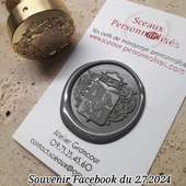 Il y a un an nous avons réalisé ce très beau blason de famille. Vous vous souvenez ? Vous étiez déjà là ?

Oui : merci de nous suivre depuis au moins un an !
Non : merci de nous avoir rejoint depuis, nous espérons que vous resterez encore longtemps !

#fidelite #souvenir #blasondefamille #heraldique #tamponacire #TamponPersonnalisé #CachetDeCire #sceauxencire #sceaupersonnalisé